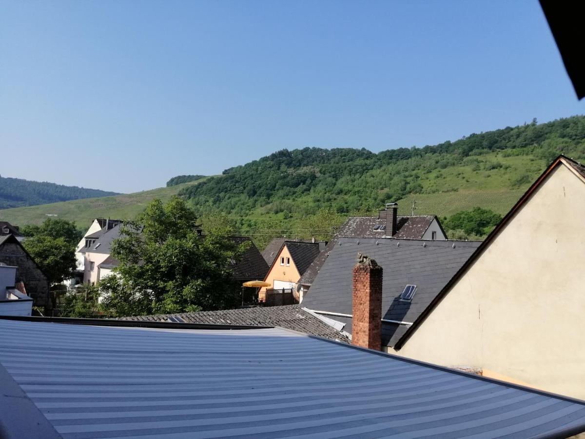 Gaestehaus Herbert Kappes Zeltingen-Rachtig Exterior foto
